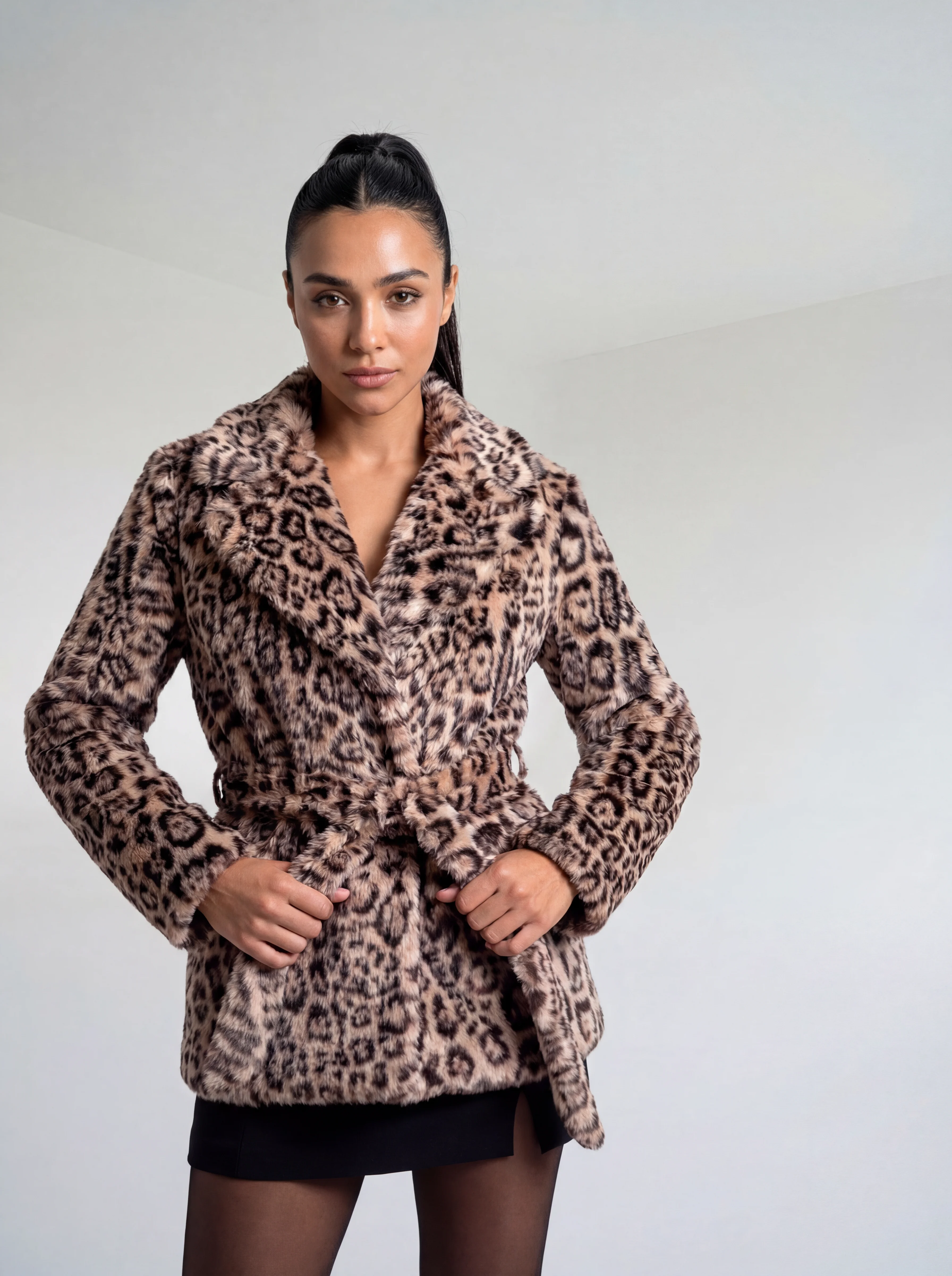 جاكيت ليوبارد شيك