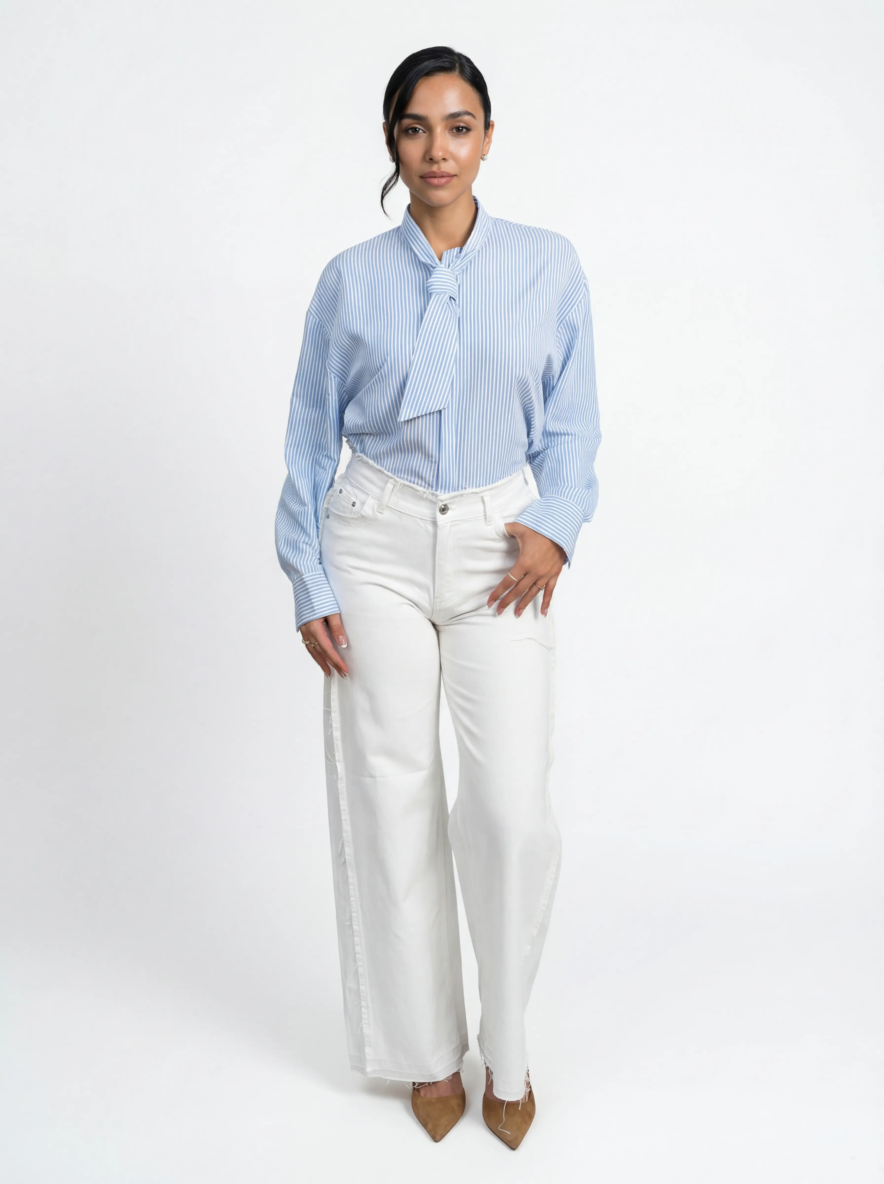 جينز ابيض وايد ليج