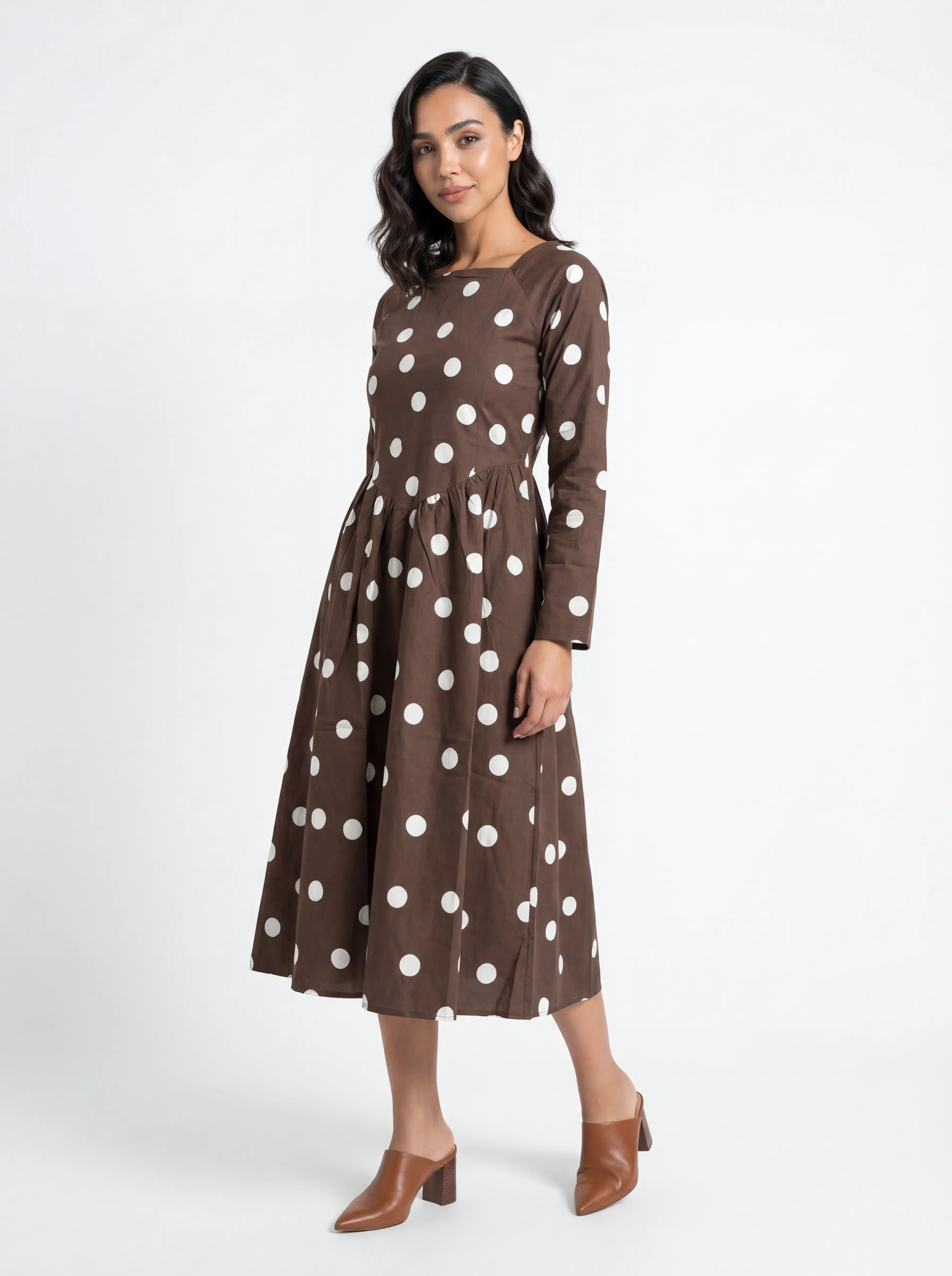 فستان موكا بولكا ميدي