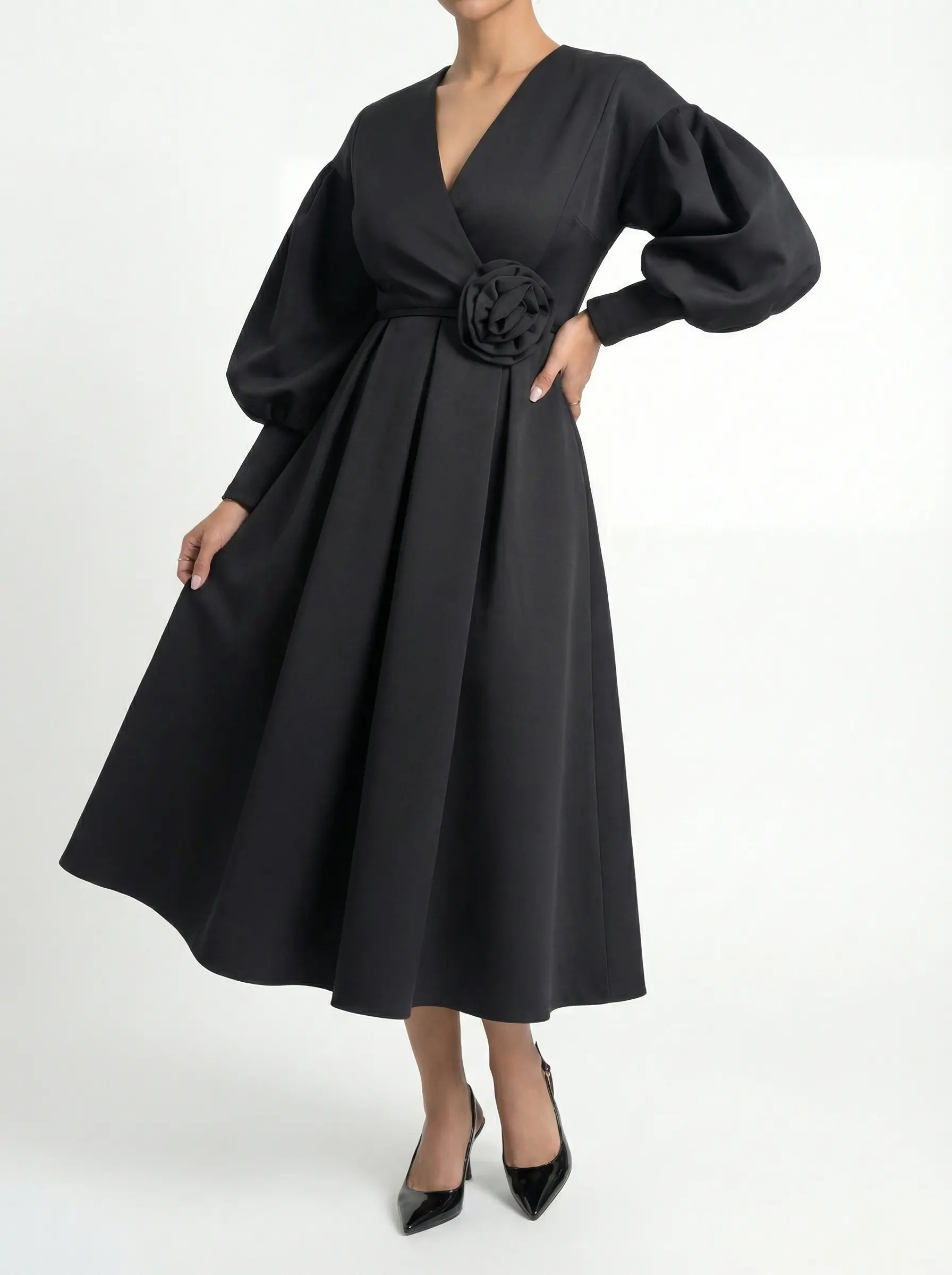 فستان إيليجانت ميدي أسود