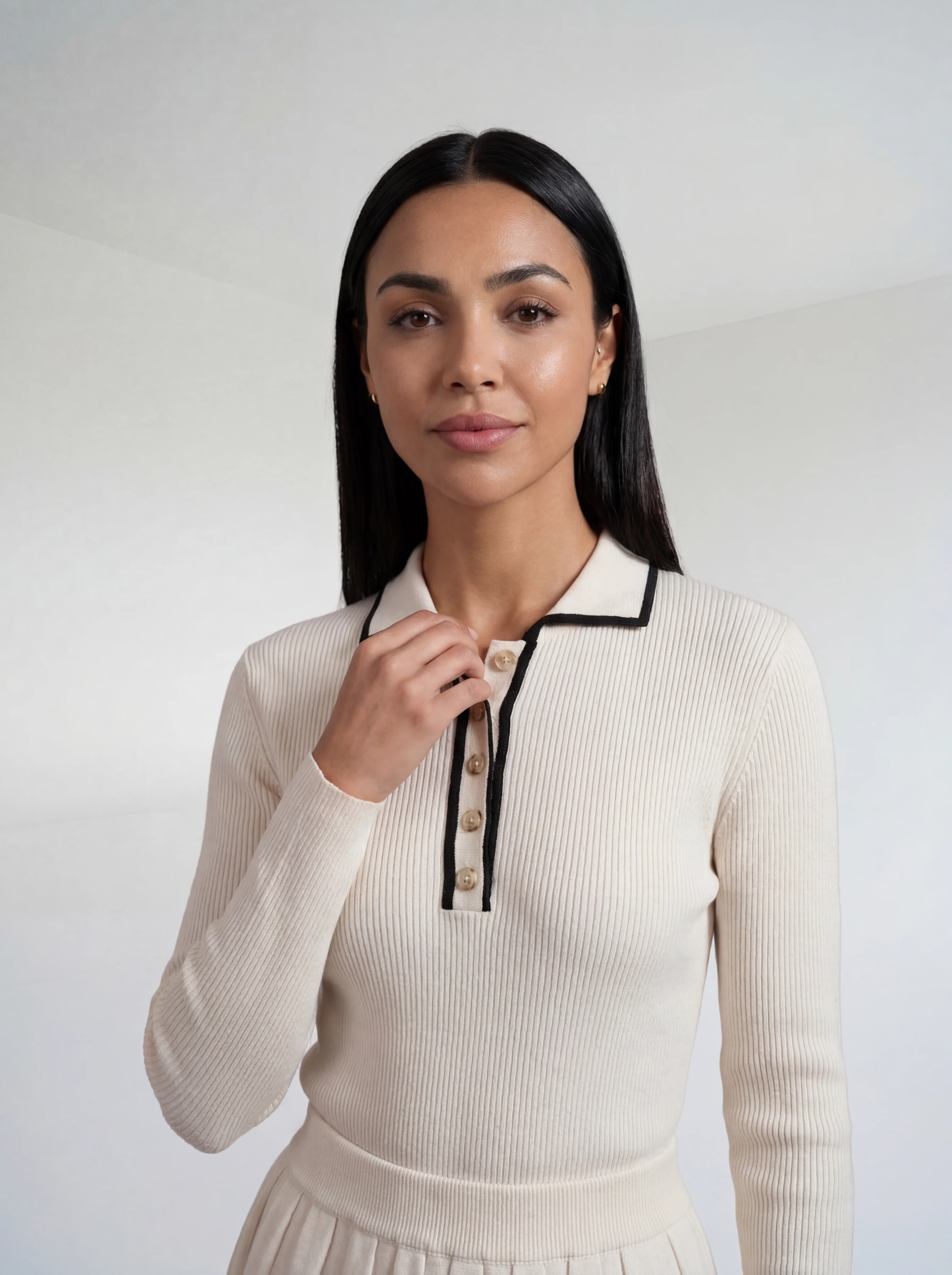 طقم كريمي كلاسيك