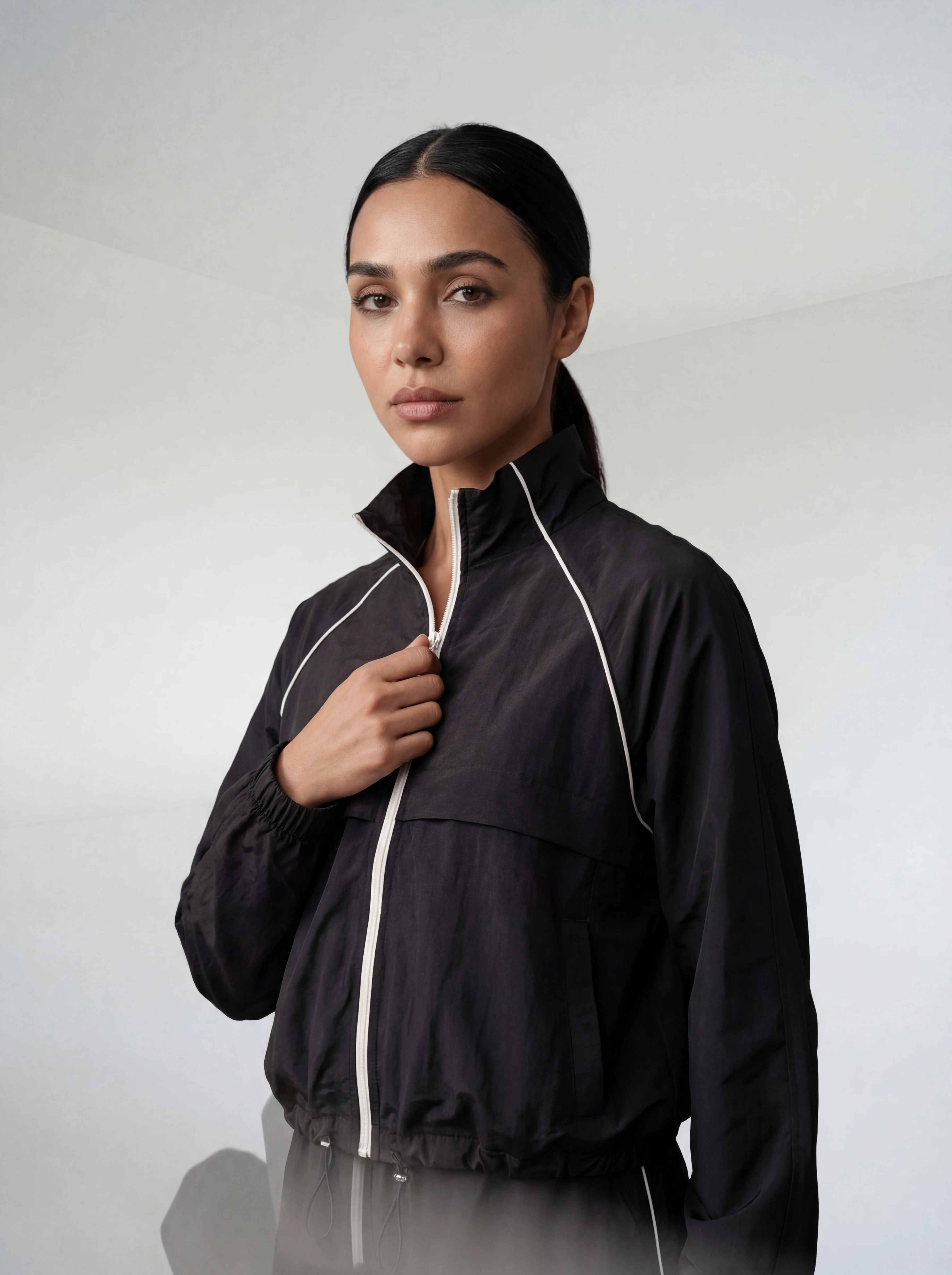 طقم رياضي عصري