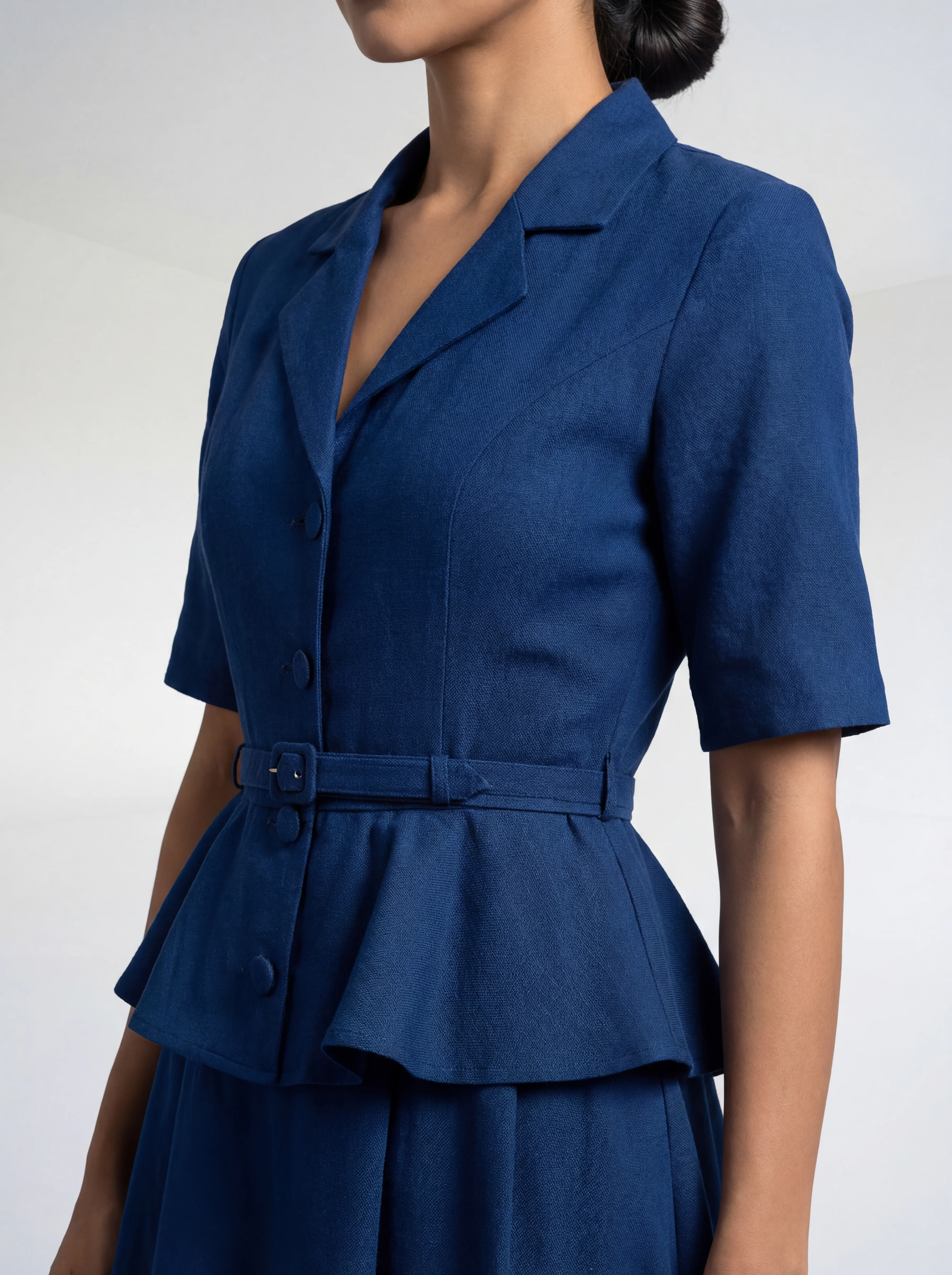 طقم جاكيت وتنوره ميدي