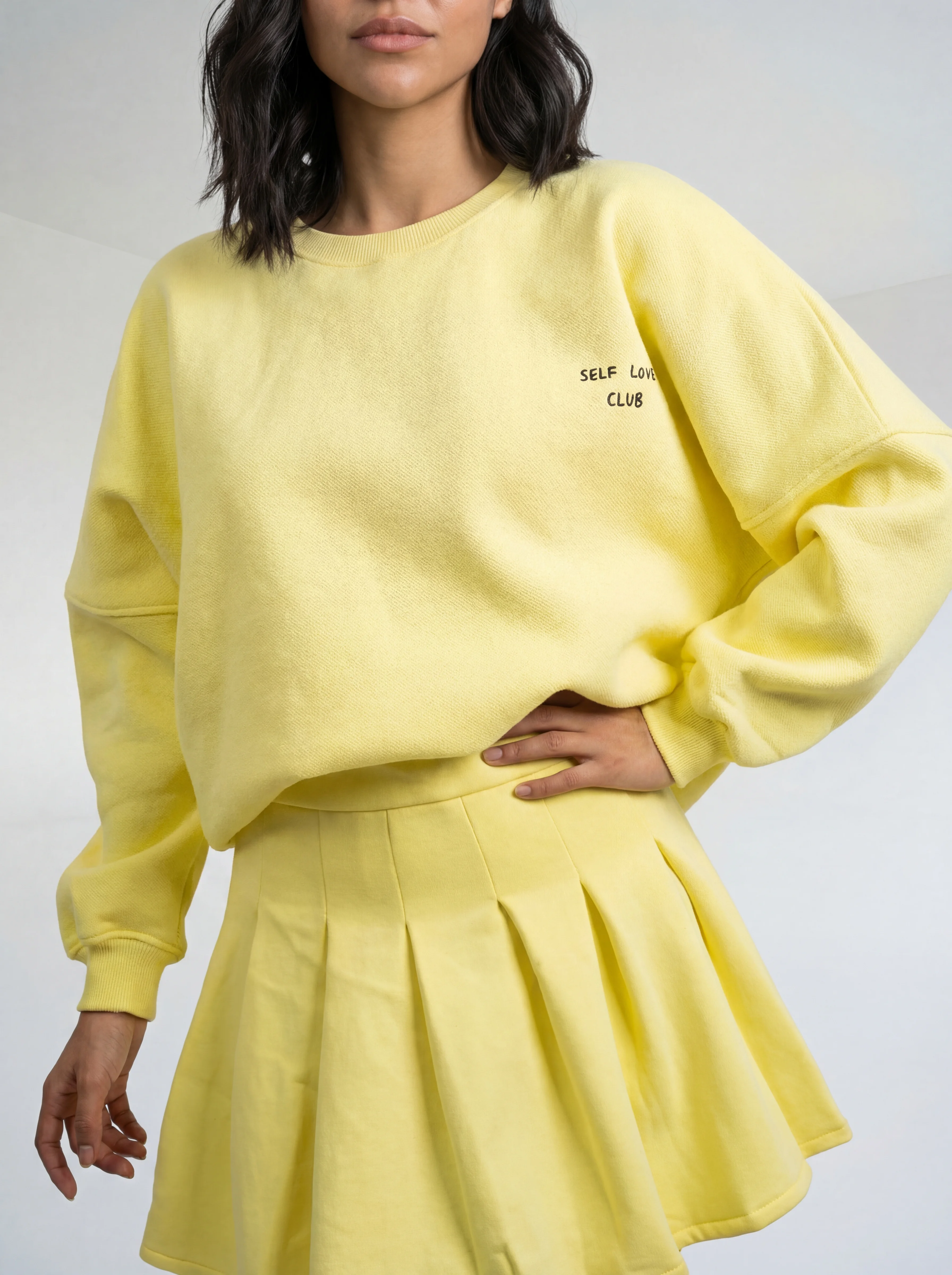 طقم أصفر كلاسيك