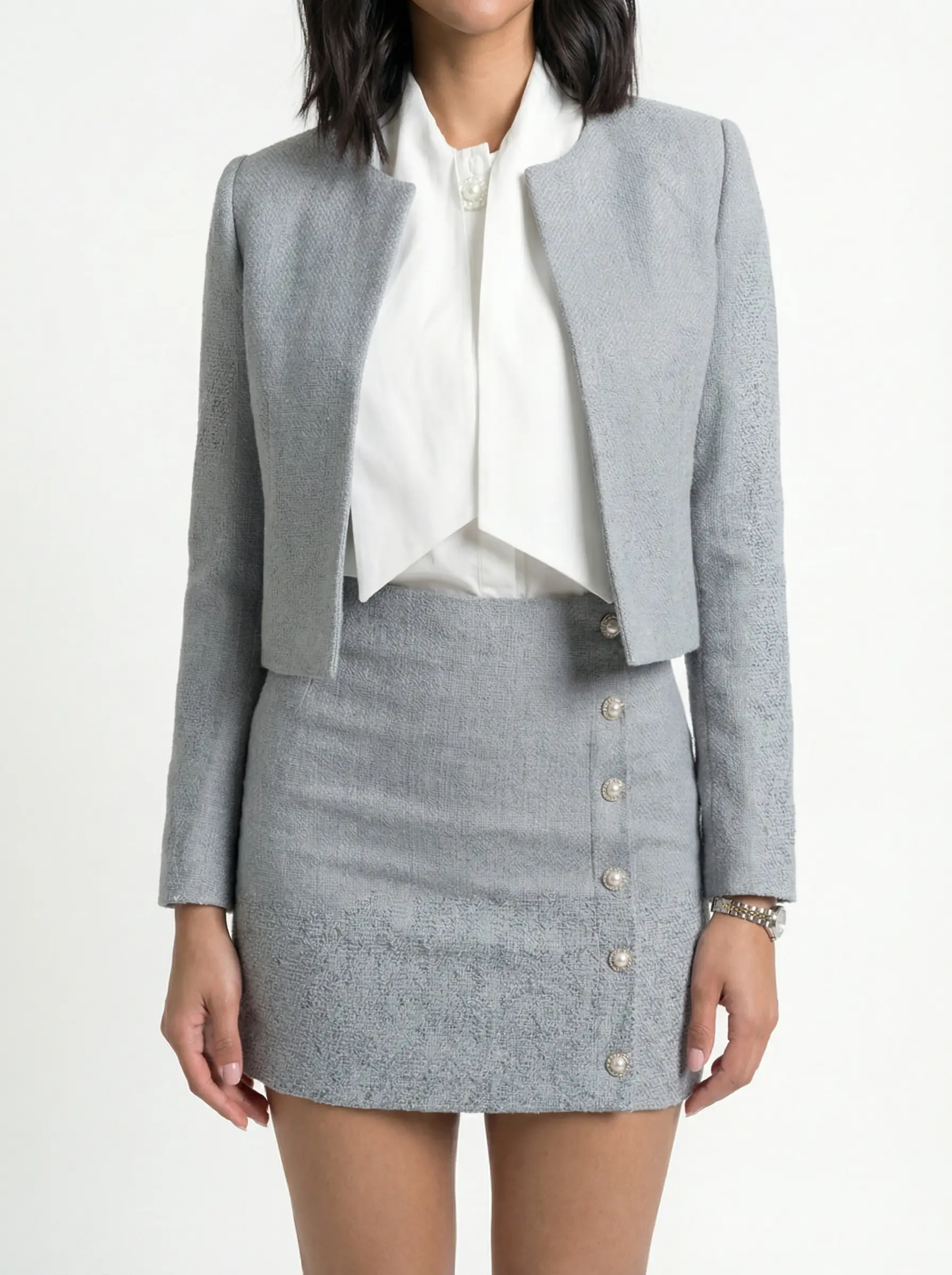 طقم رمادي تنورة وجاكيت