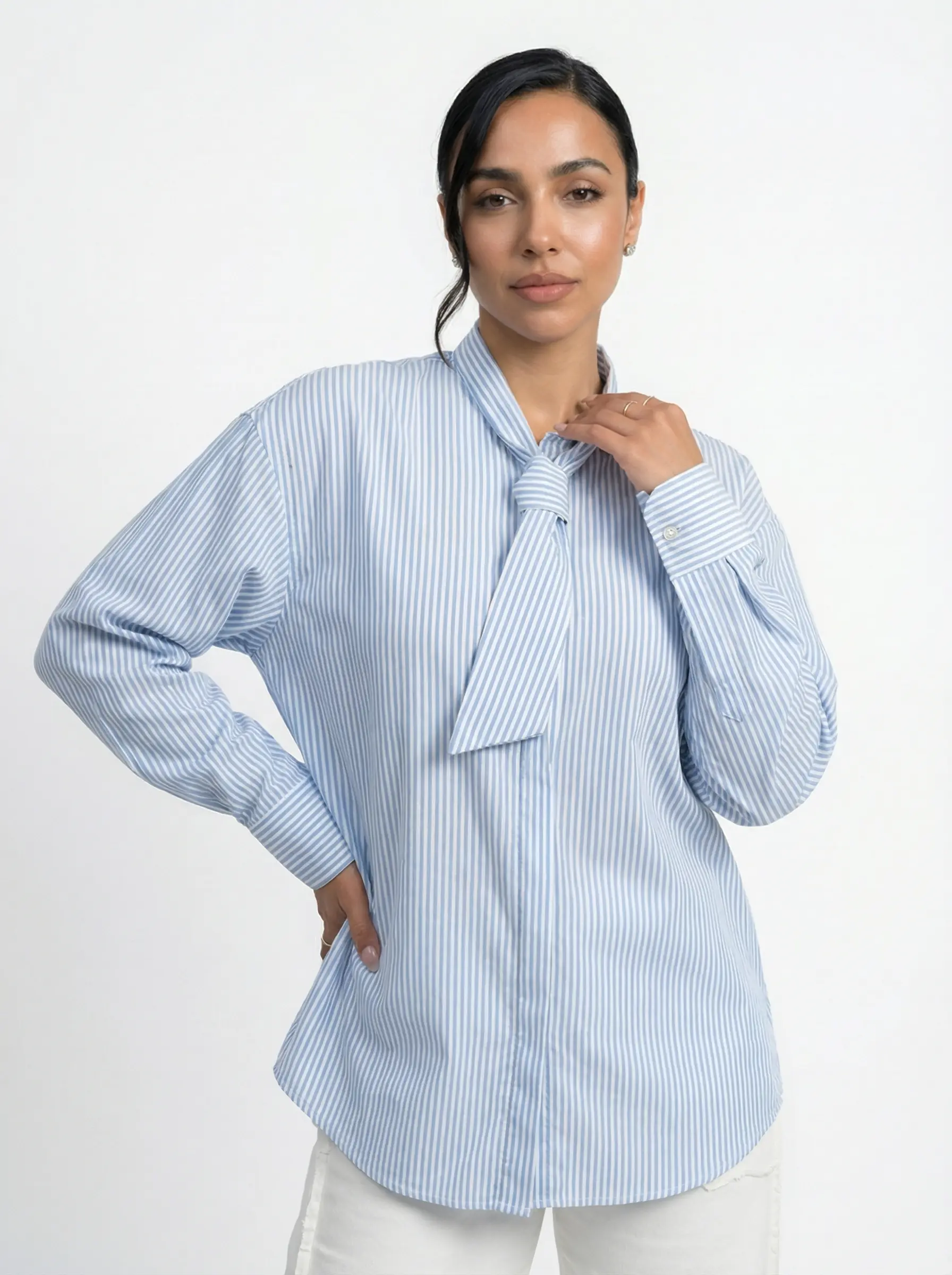 قميص تاي مخطط