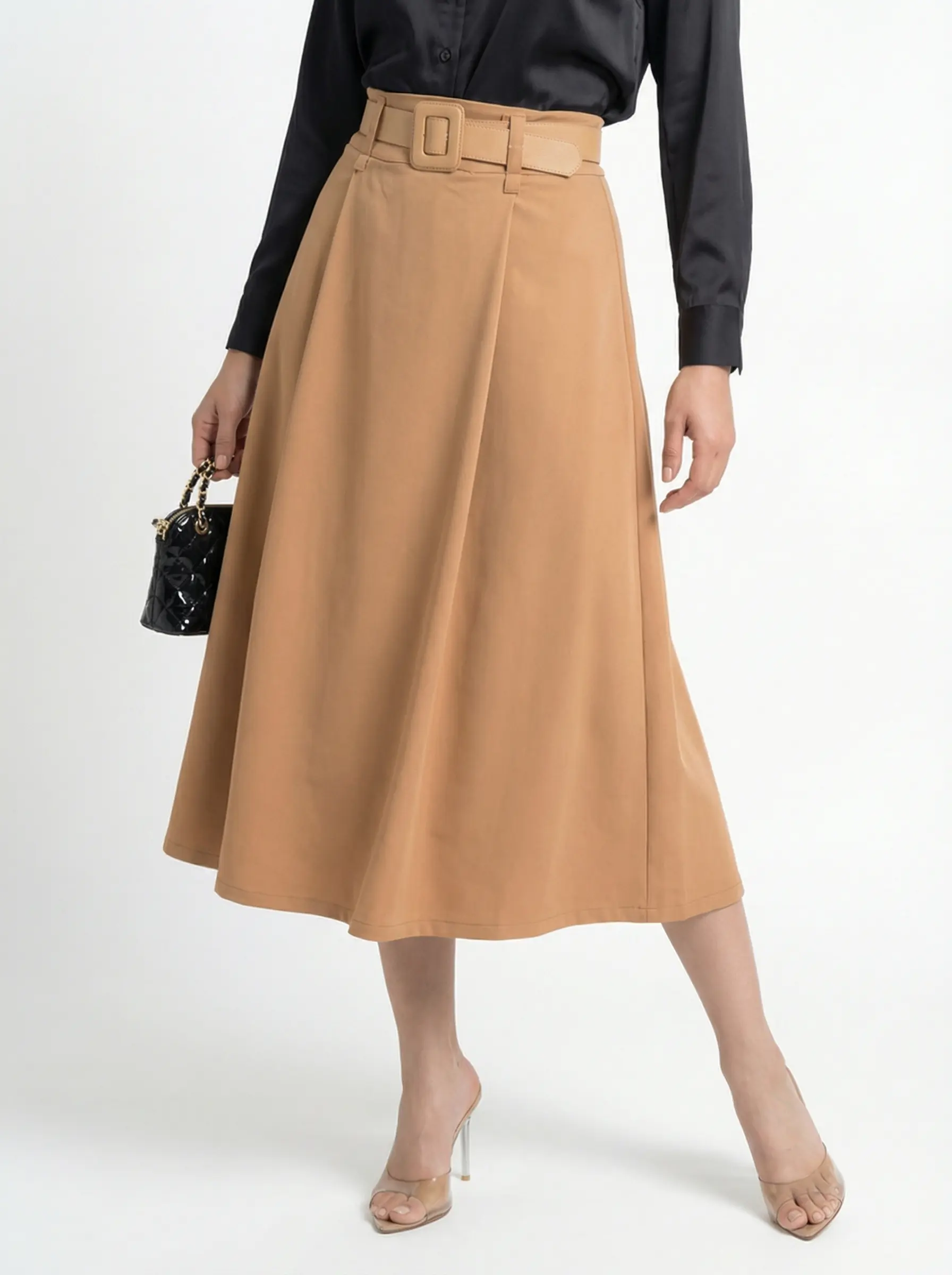 تنورة كاراميل إليغانت